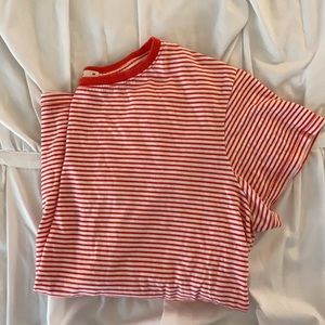 90s vintage stripped t-shirt